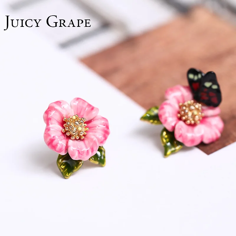 

Juicy Grape Gilded Enamel Glaze Pink Flower Butterfly Earrings Personality Asymmetric 925 Silver Needle Stud Earrings Women