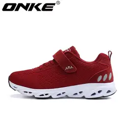 Onke/новый список Лидер продаж Весна и осень сетка Fly Line дышащие мужские кроссовки Женские кроссовки обувь для влюбленных 838-a38