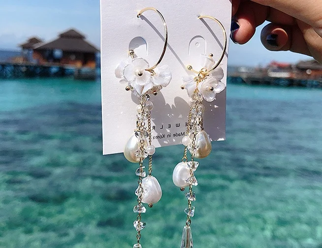 

Bohemia Crystal Water Drop Dangle Earrings summer Pearl Flower Fringed Earrings Sweet Shell Earrings Drop Earrings For Women