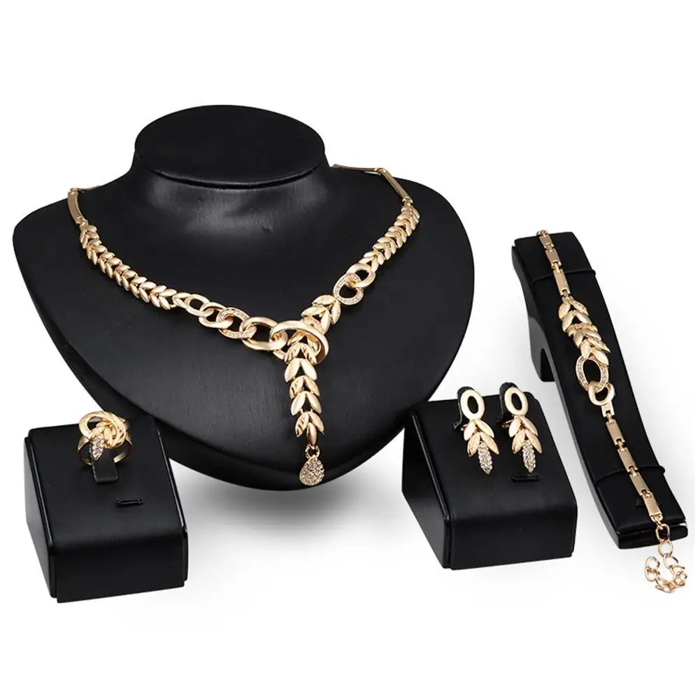 

Valentine's Day Gift Chunky Jewelry Hot Gold Filled Pendant Crystal Necklace Bracelet Ring Earrings 4PCs Jewelry Set