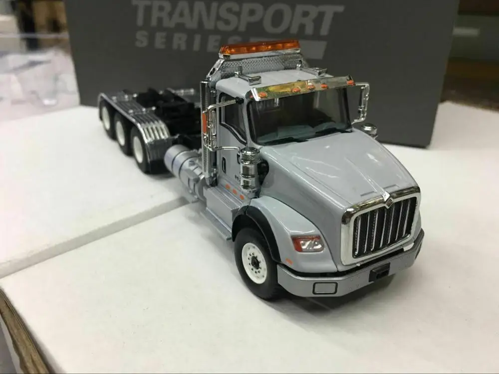 Международный HX620 Tridem трактор 1:50 модель металла бренд Diecast Masters DM71011