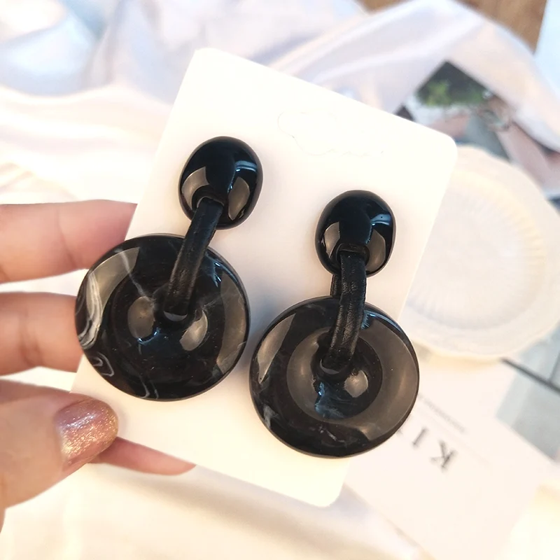 GuanLong Vintage Dangle Acrylic Fashion Earrings for Women 2018 Circle Geometric Resin Dangling Earring Leather Jewelry Brincos (4)