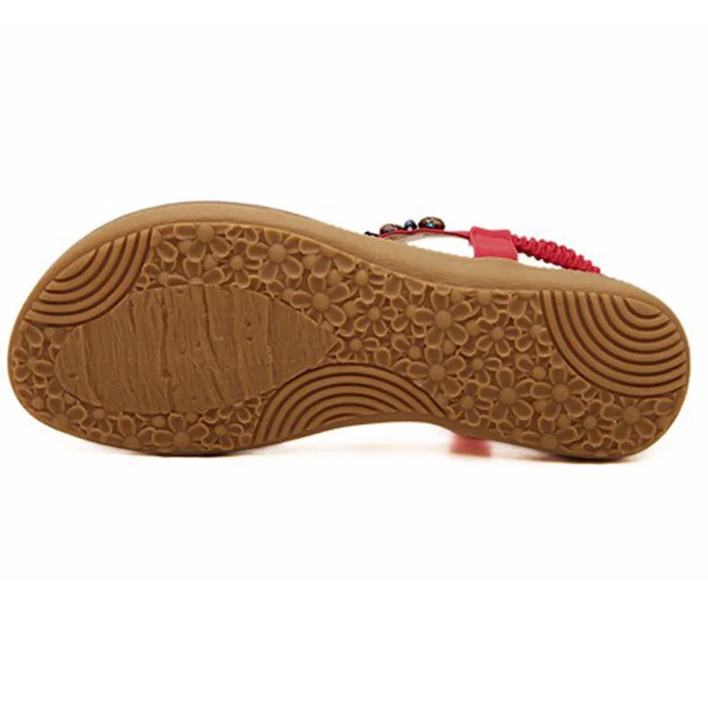 YAERNI 2017 الصيف النساء الصنادل أزياء المرأة الوجه بالتخبط صندل البوهيمي نمط الإناث عارضة البرية شقة مع أحذية الشاطئ ATT01