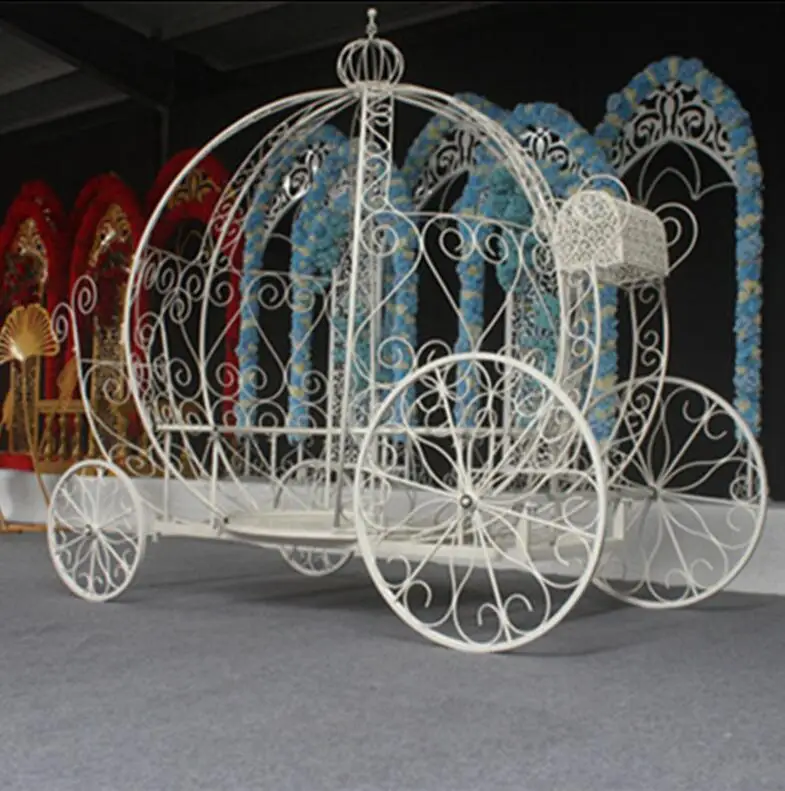 Marriage horse-drawn carriage bride's appearance props Tieyi large pumpkin carriage Princess carriage wedding outdoor decoration