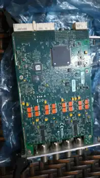 

PXI -4462