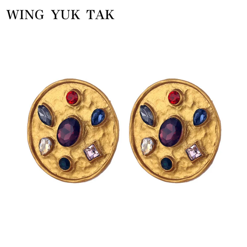 

wing yuk tak Acrylic Multicolor Round Stud Earrings For Women Brincos Metal Statement Vintage Earrings Fashion Jewelry