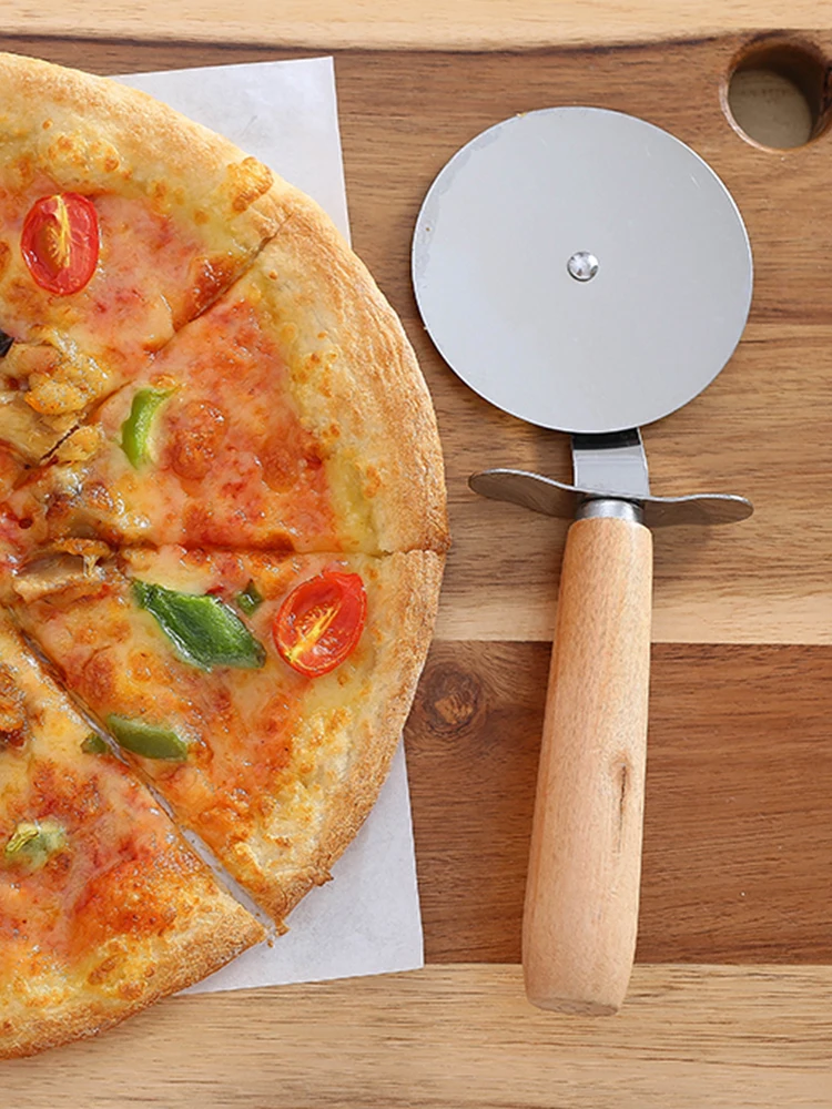 

Delidge 1 pc Stainless Steel Round Pizza Cutter With Wood Handle Pizza Knife Pastry Cutter Pasta Macaroni Kitchen Cooking Tools