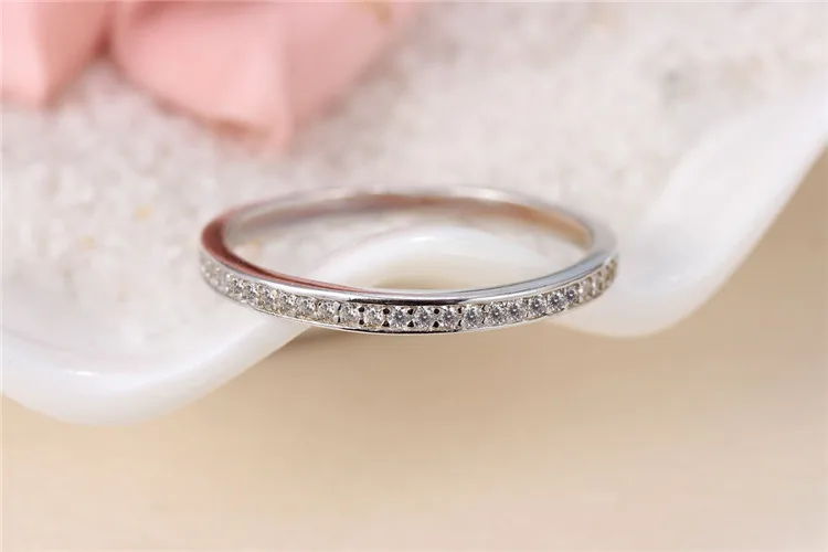 2875528528_1400072749