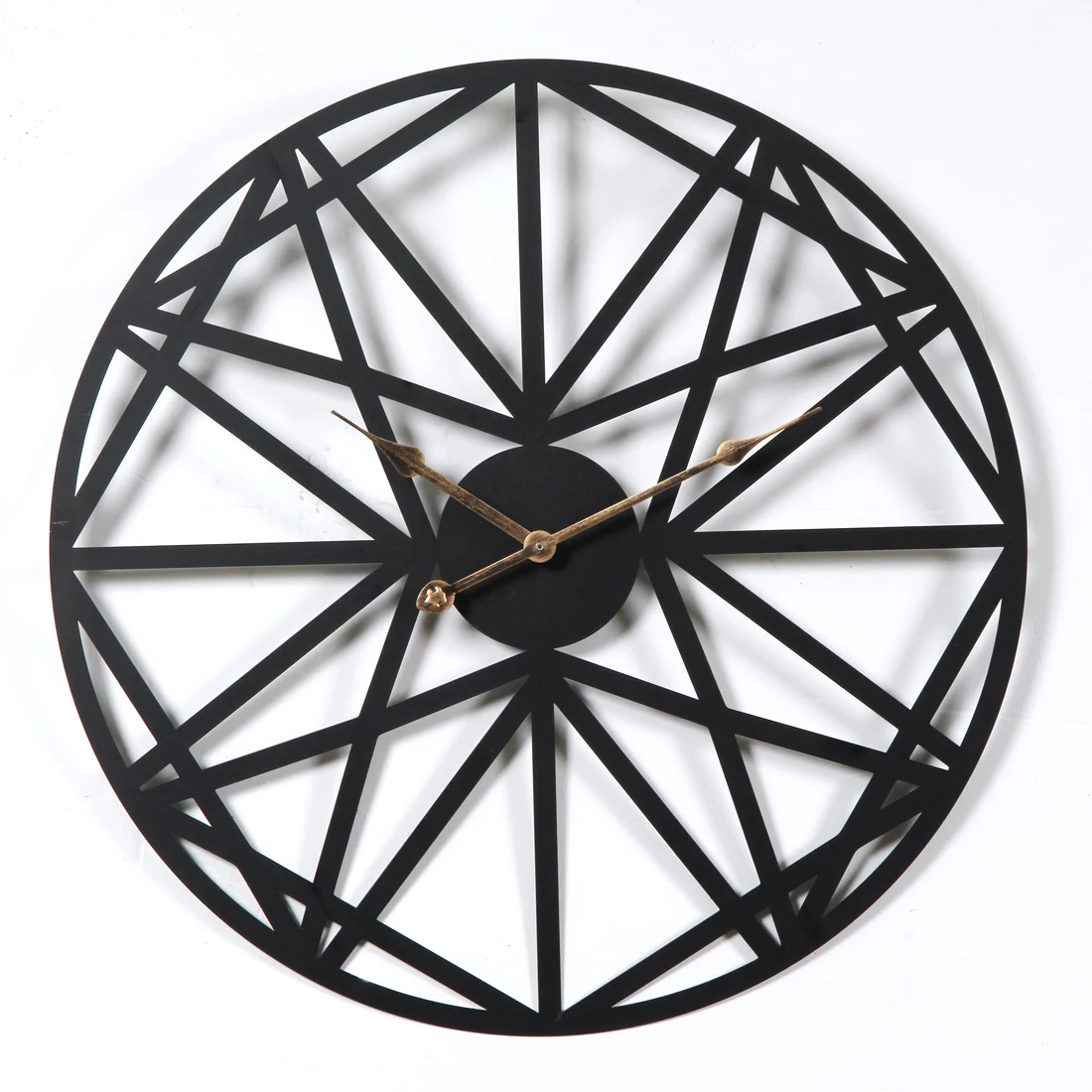 

New 50CM European Retro Circular Wall Clock Household Five-Pointed Star Pattern Iron Hanging Clocks Roman Numerals Sale - Black
