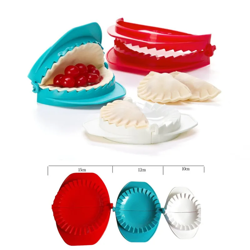 

3 Pcs/set Creative Design Plastic Dumpling Maker Size 15/12/10 CM Red Blue White DIY Dough Press Pie Ravioli Pastry Tools