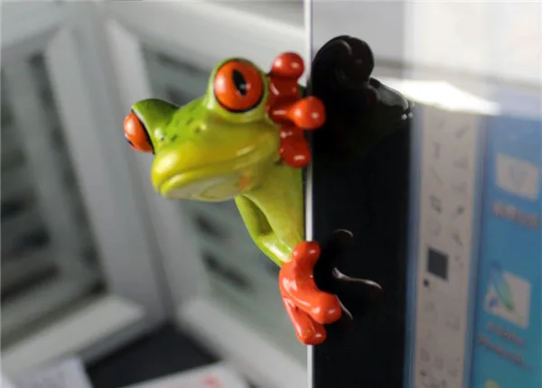 Cute Frog figure toy home office computer desk decoration - Peeping Frog 2
