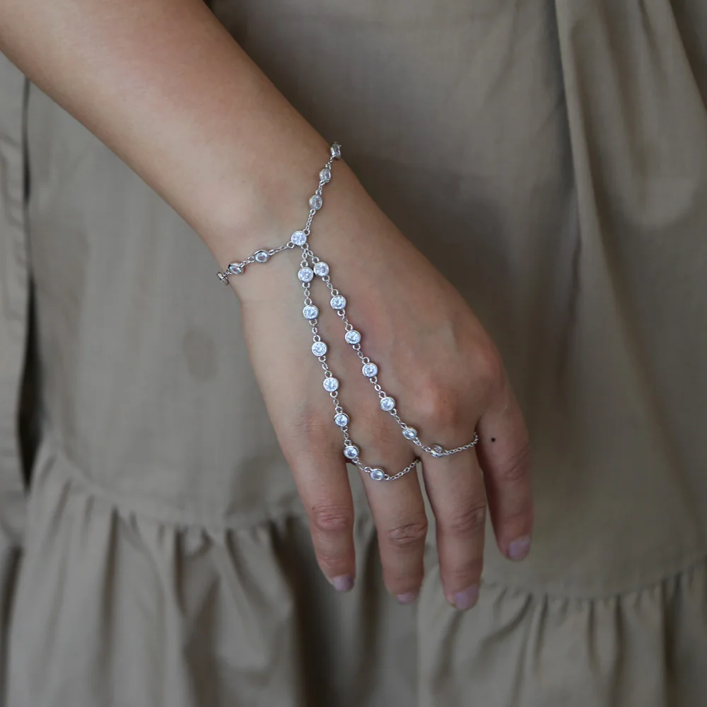 Очаровательная циркониевая кристальная цепочка, модный браслет, соединенный с кольцом на пальце для женщин, настраиваемая на палец ручная цепочка, ювелирное изделие, массивные браслеты