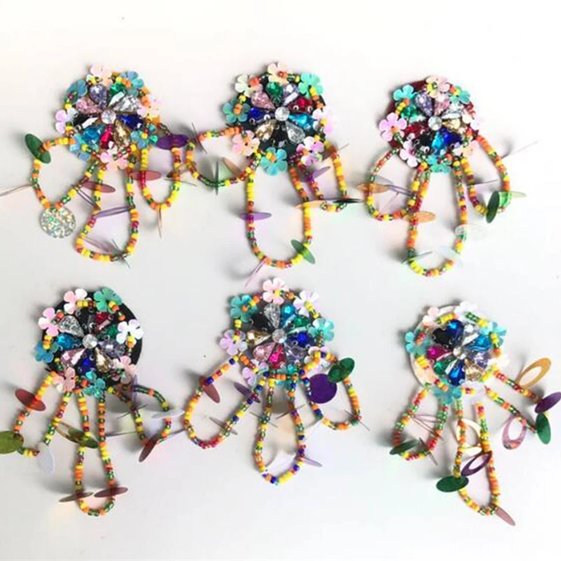 

3D Handmade Flower Rhinestone beaded Patches Sew on sequin Crystal patch for clothing beading Circle Felt Pads Fabric Applique