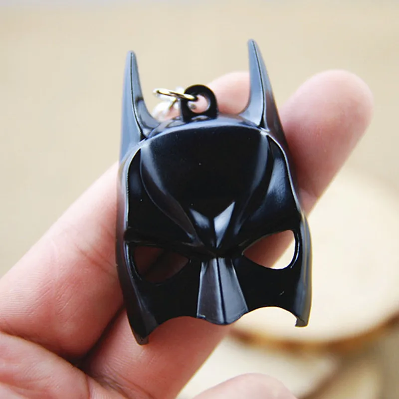 10pcs Batman Mask Keychain Bat Man Keyring The Avengers Super Hero Key Chain Movie Character Key 