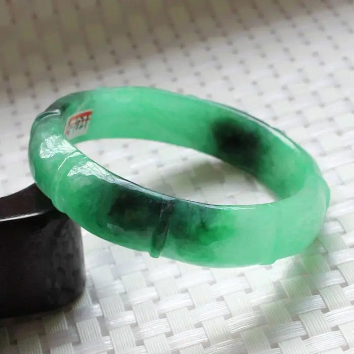 

1021 Vintage Chinese Hand-carved Emerald Green stoneite stone Bracelet Bangle 61mm