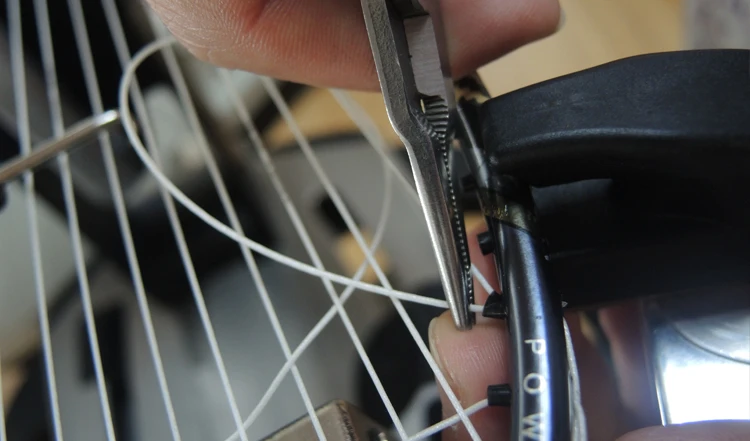 Alpha режущие плоскогубцы Stringing инструменты Теннисный бадминтон струны игольчатые плоскогубцы резак инструменты щипцы с изогнутым носом