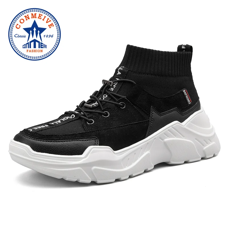 light and comfortable running shoes