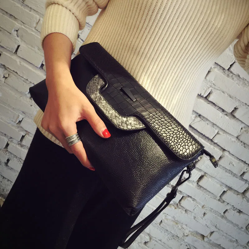 

Trendy Women's Genuine Leather Snake Print Day Clutchs Casual Purse Wallet Evening Party Chains Messenger Bag Shoulder Bag