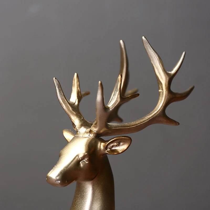 Artificial Reindeers Wedding Decoration Figurines Miniatures Resin Ornament Vintage Home Decor Accessories Valentines Day Gifts3