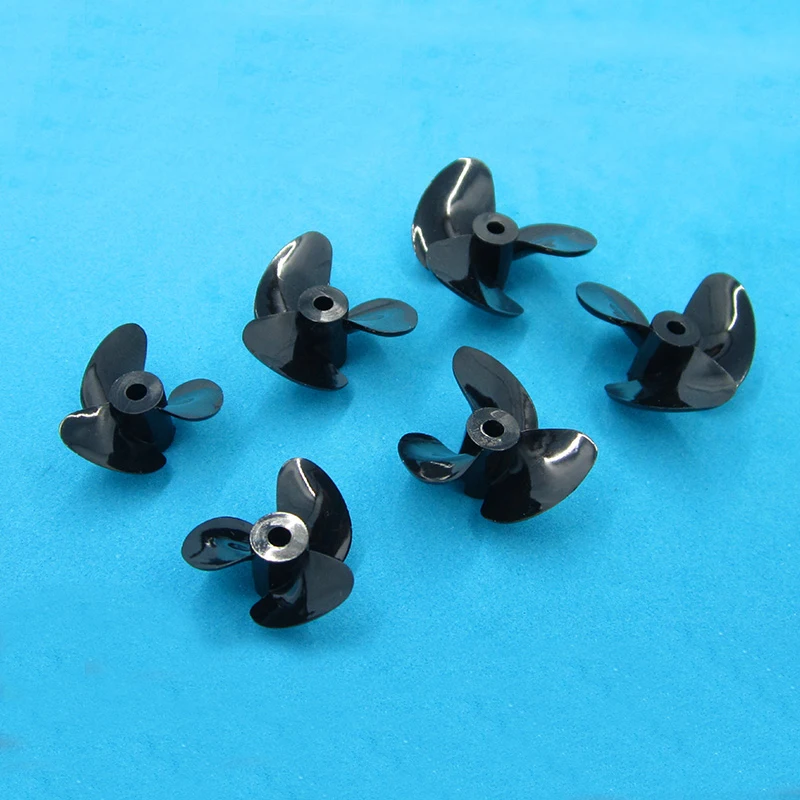 

2Pairs 3-blade Propeller Fully Immersed Positive/Reserve Propellers 3.0mm Hole Pitch CW CCW Props for DIY RC Jet Boats Parts
