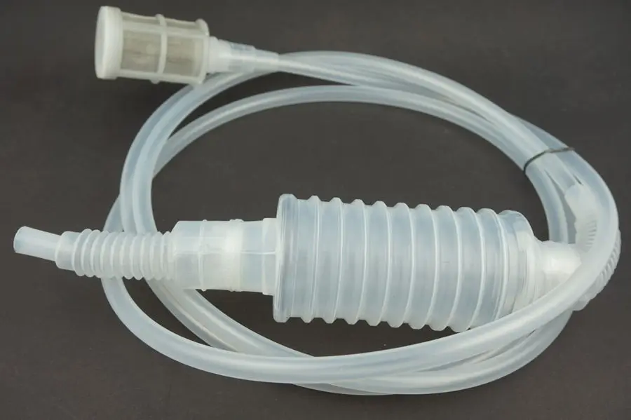 сифон для браги. сифон с фильтром для вина и помпой переливной. сифон переливной с помпой и фильтром, 2м 01011507. сифон с фильтром для вина и помпой переливной. сифон с электро адаптером (работает от сети).