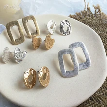 AOMU винтажные простые металлические серьги-гвоздики для женщин геометрический голоу круглый сердце золотой серебряный цвет 1 пара серег ювелирные изделия женские Gi