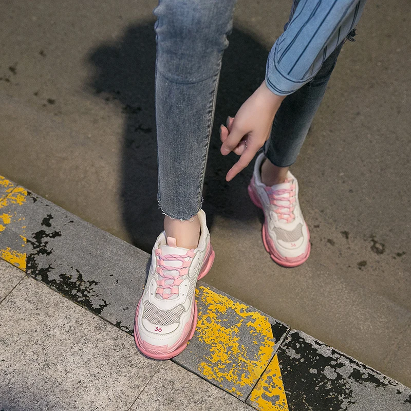 ZV7B0704