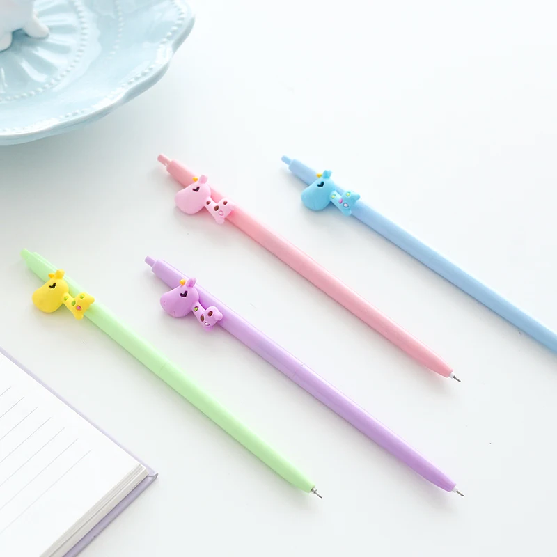 

4 pcs Cartoon giraffe gel pen Black color ink 0.5mm ballpoint pens Kids gift Stationery School Office supplies FB895