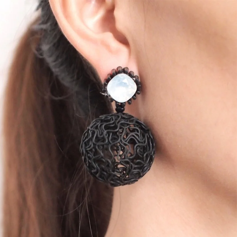 MANILAI Hollow Round Metal Ball Dangle Earrings Women Vintage Resin Big Statement Earrings Christmas Jewelry Gift Brincos