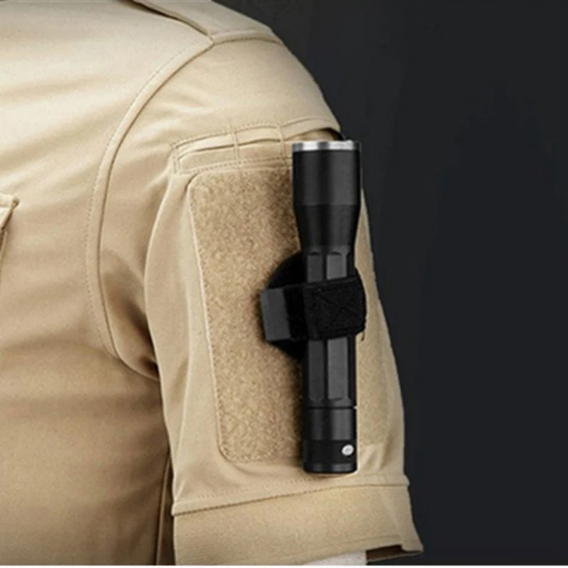

Nylon Flashlight Case Sports Outdoor Flashlight Torch Cover Pouch Belt Carrier for Night Fishing Camping Cycling Climbing TX005