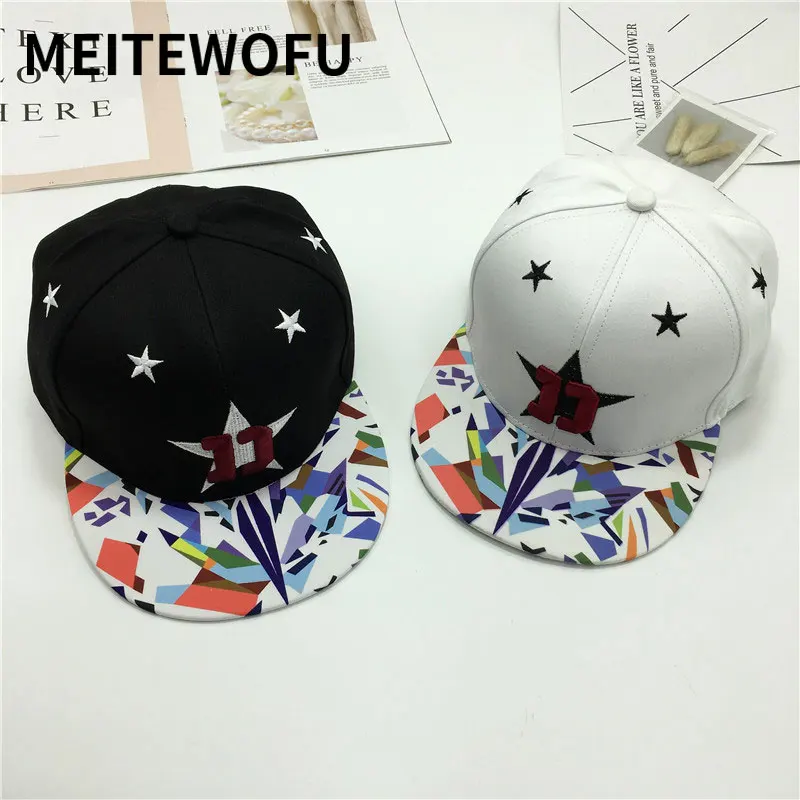 

Spring Summer Casual Embroidered baseball cap Tide Men and Women Snapback Street Dance Hip Hop Caps Geometric Printed Sun Hat