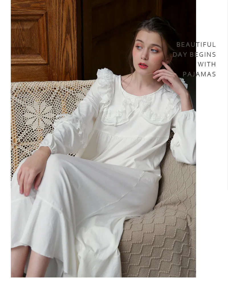 NIGHTGOWN (3)