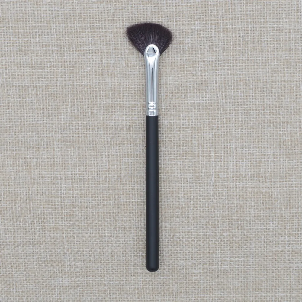 

R13 Professional Make Up Brush Angled Fan Small Highlighter Brush Manually Bundled Soft Sokouhou Goat Hair Makeup Brushes
