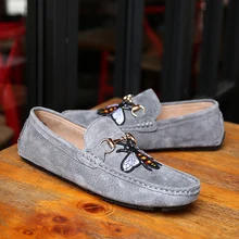 2019 Trendy Bee Men Shoes Breathable Leather Loafers Soft British Style Men Casual Shoes Walking Flats Lazy Driving Shoes Summer цена 2019 Trendy Bee Men Shoes Breathable Leather Loafers Soft British Style Men Casual Shoes Walking Flats Lazy Driving Shoes Summer цены онлайн