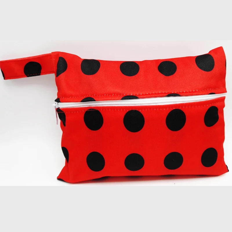 

1 PC Washable Cloth Sanitary Pad Bag Waterproof Wet Dry Bag Reusable Mini Wet Bag