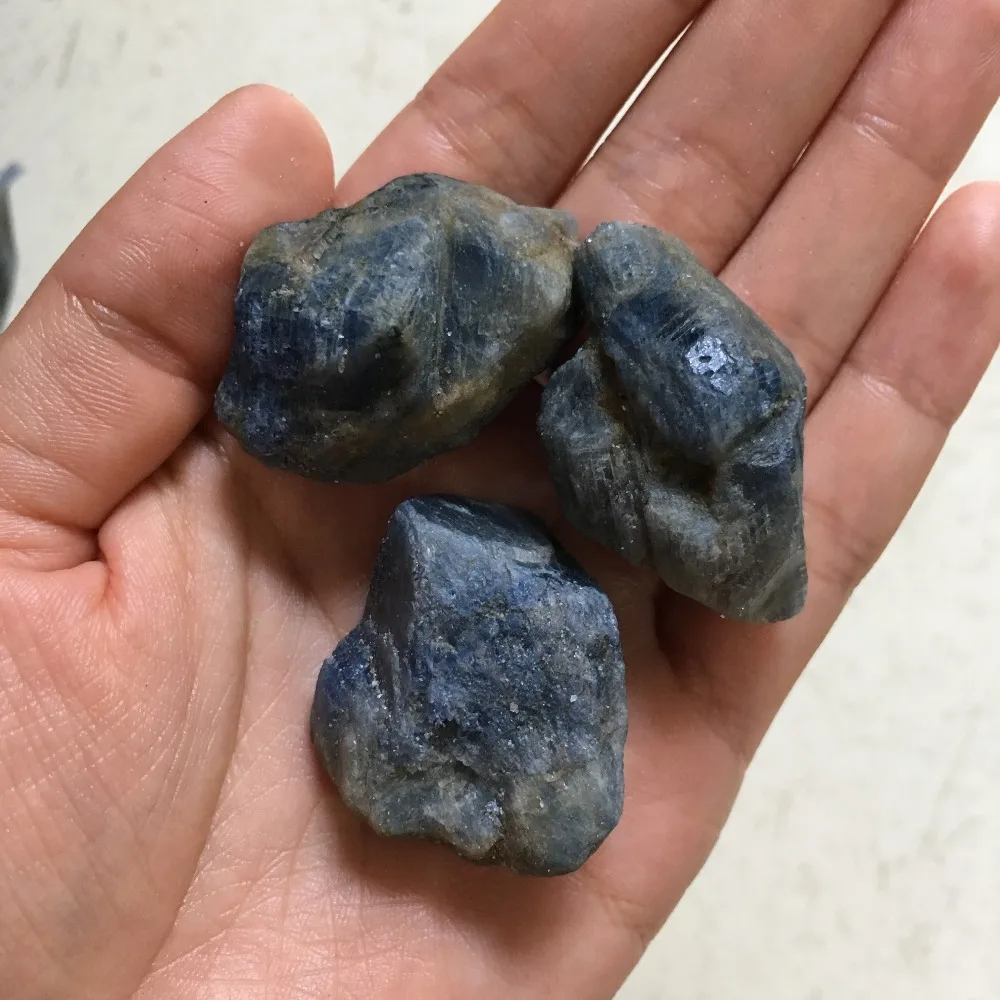 3PCS Rare natural stones and minerals corundum rough Sapphire reiki