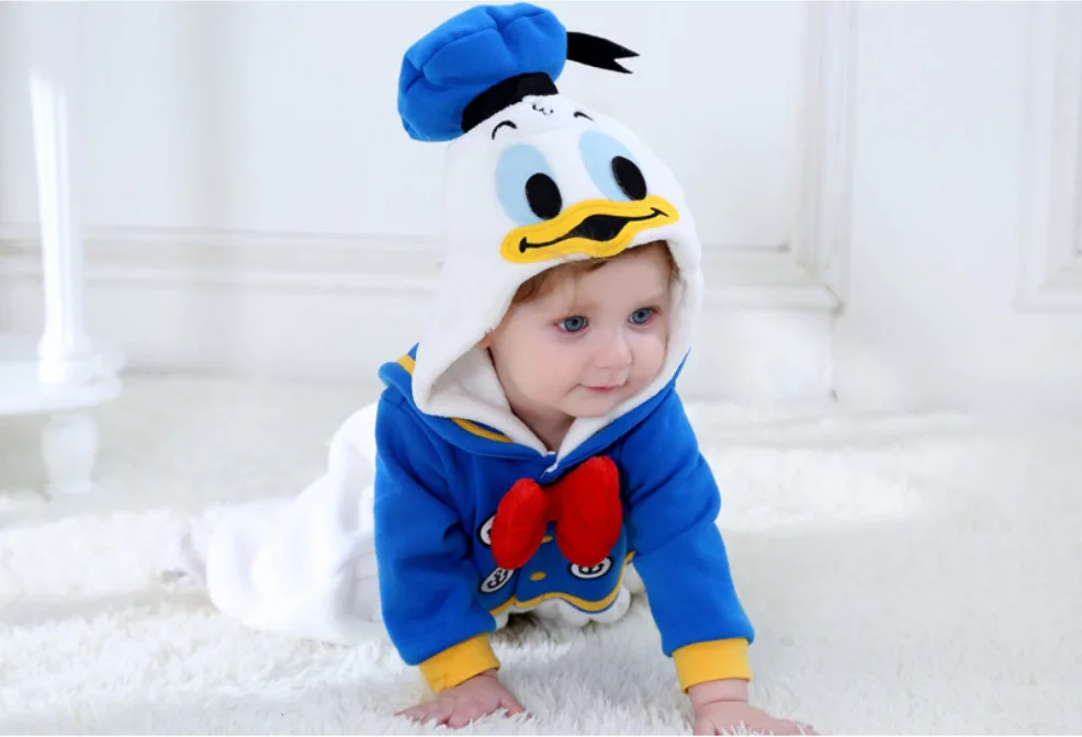 Новая зимняя Пижама детская Милая одежда с изображением Дональда Дака для