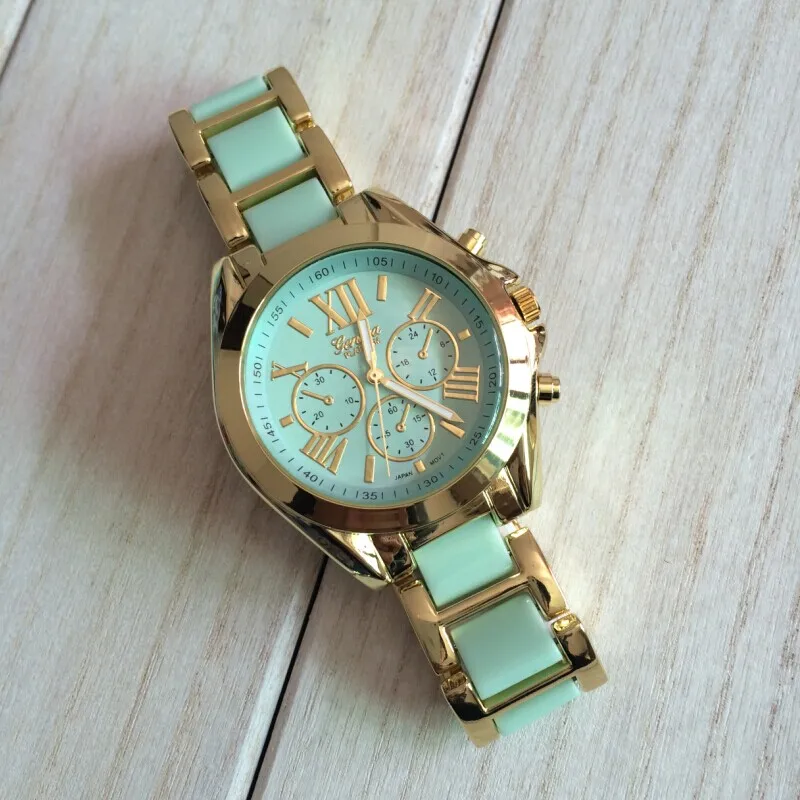 Качественные японские кварцевые модные часы с римскими цифрами и большим циферблатом, многофункциональные часы-браслет для женщин - Цвет: Зеленый
