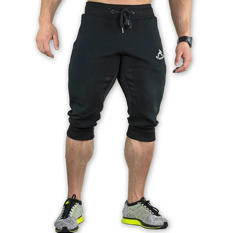 Men's Cotton Casual shorts 3/4 Jogger Capri Pants Breathable Below Knee Short Pants with Three Pockets Men's Cotton Casual shorts 3/4 Jogger Capri Pants Breathable Below Knee Short Pants with Three Pockets