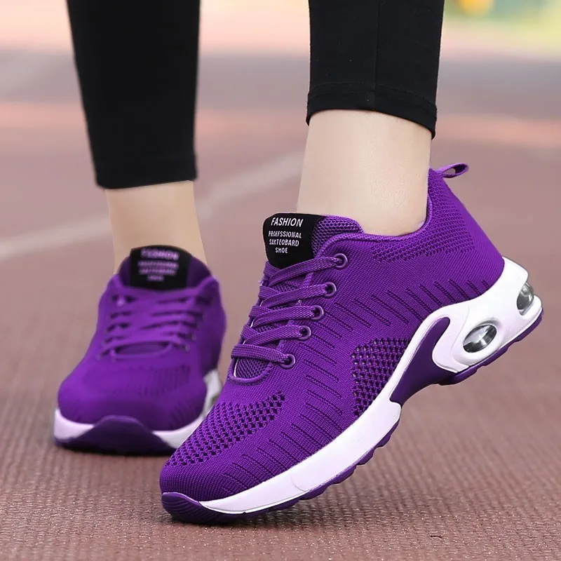 Летние модные женские кроссовки; дышащая повседневная обувь фиолетового цвета; женская спортивная обувь для бега; tenis feminino; черные кроссовки; Zapatillas