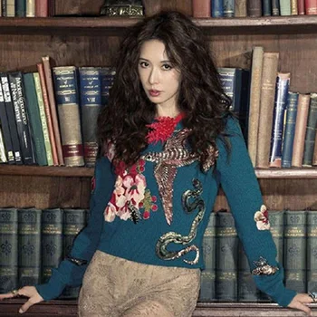 

new high-end custom heavy Beaded Rhinestone Flower snake embroidery sweater