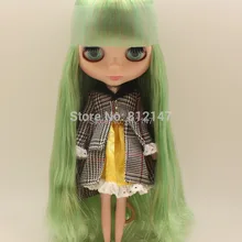 Телесный цвет куклы(зеленые золотые волосы