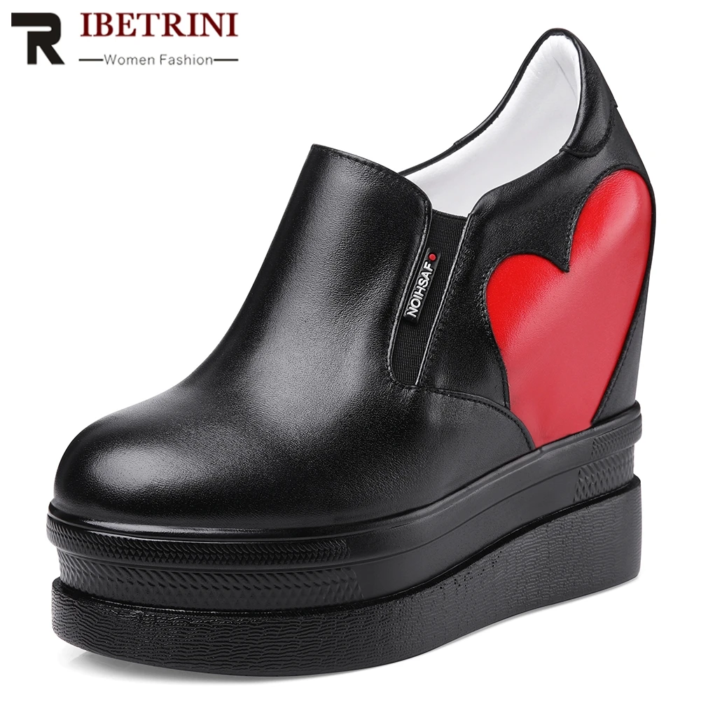 

RIBETRINI 2019 New Fashion Heart Decoration Platform Genuine Leather Shoes Woman Woman Casual Wedges Shoes Women Size 32-40