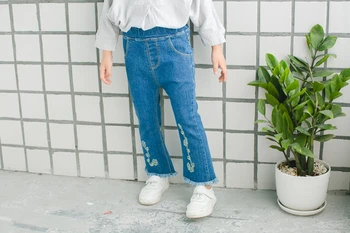 

2018 New Arrival Spring Girls Flower-embroidery Bell-bottoms Jeans Child Cotton Stretch Jeans Kids Vintage Jeans Long Pants