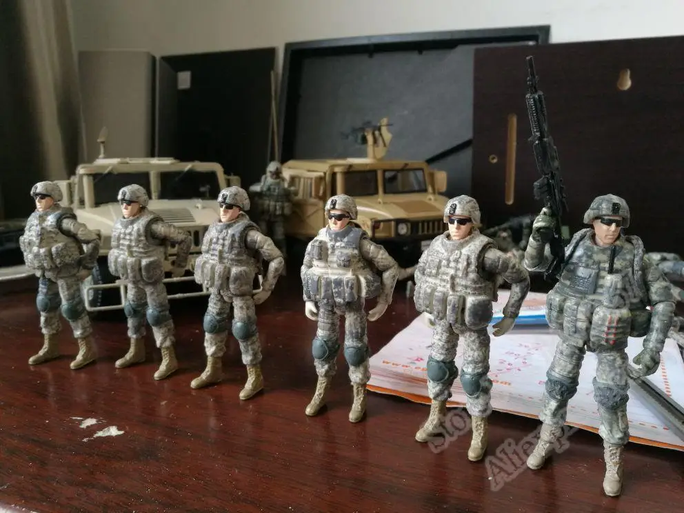 

1:18 4D Assemble Solider Model 6pcs Movable Army Man Plastic Assembled Toy U.S.A 101st Airborne Division Soldiers Toy