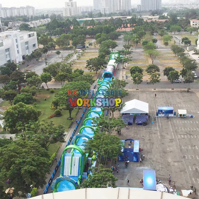 Extra long inflatable water slide Community Garden City Square Water Park 3