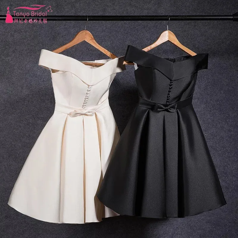 

Champagne Begie Knee Length Bridesmaid Dresses 2018 Black Satin Simple Cheap Bridesmaids Dress Gown DQG437 In Stock