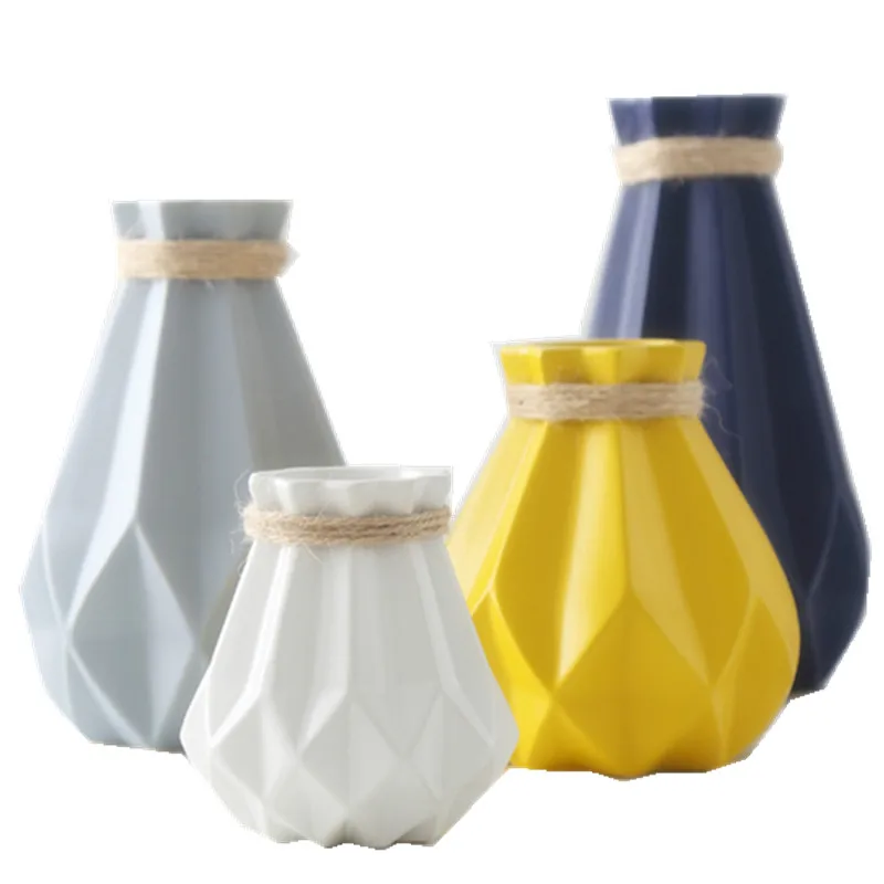 

Europe Brief Matt Diamond Porcelain Vase Modern Fashion Ceramic Flower Vase Room Study Hallway Home Wedding Decoration G $