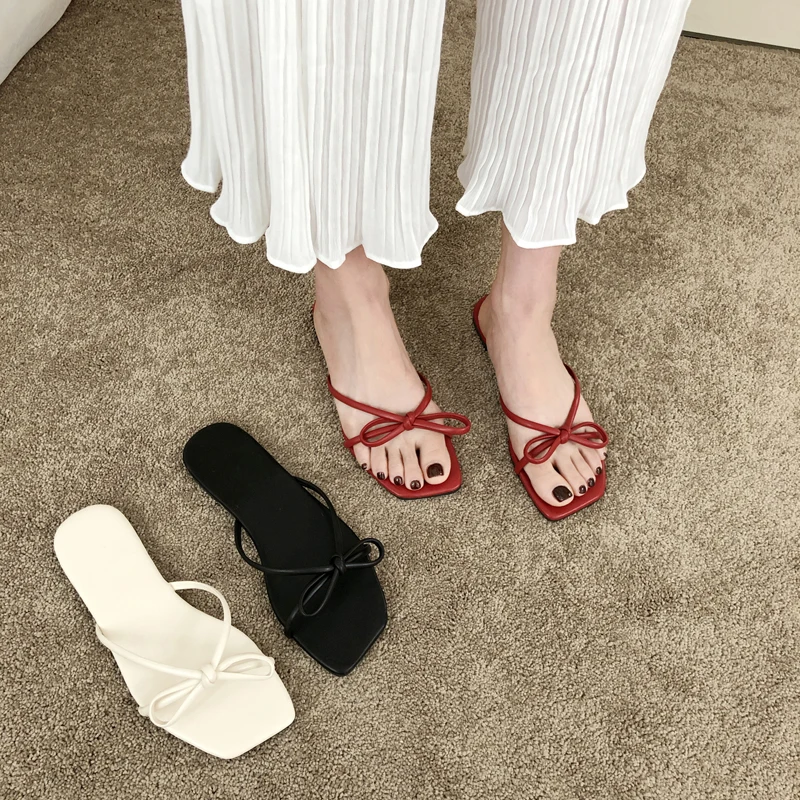 

Women's Slippers 2019 Butterfly-knot Lady Socofy Shoes Without Heel Slides New Luxury Baby Soft Flat Sliders Rubber Fashion PU