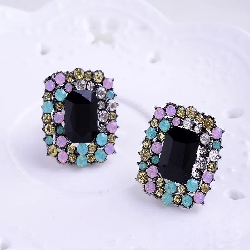 LUBOV Crystal Rhinestone Stud Earrings for Woman Christmas Party Jewelry Trendy Wedding Jewelry 4 Colors 2018 Newest - Image 3